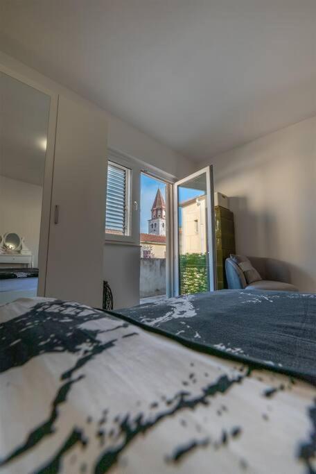 Appartamento Apartman Iva Zara Esterno foto