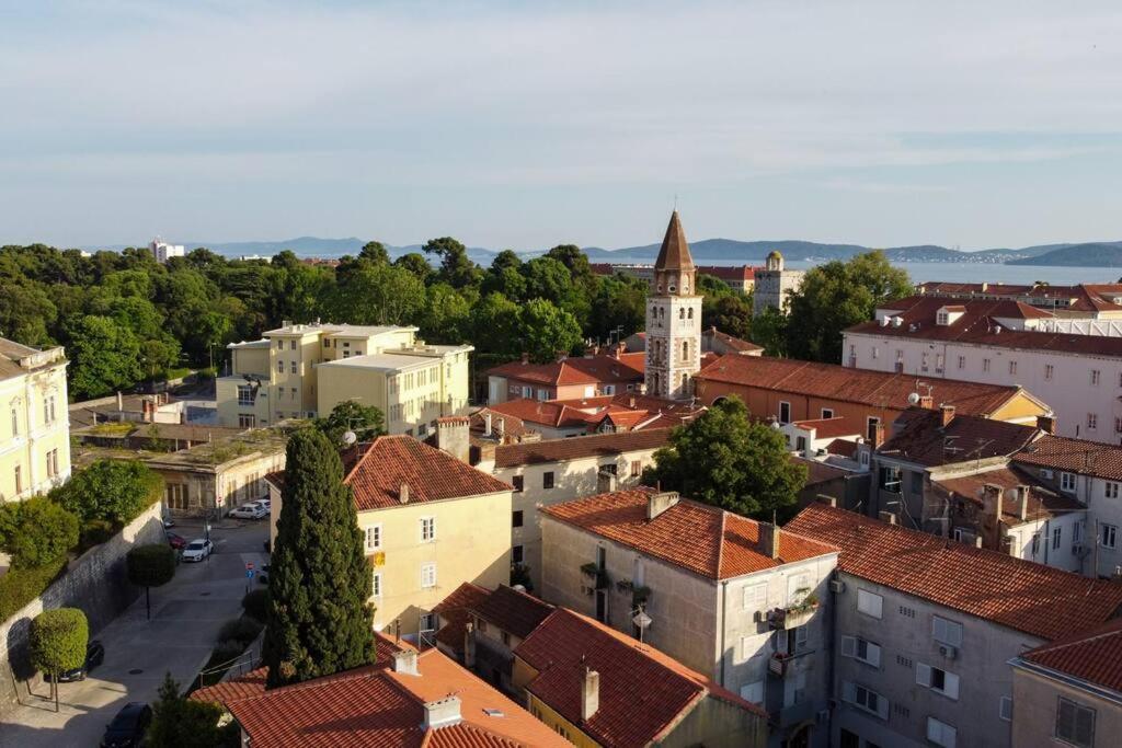 Appartamento Apartman Iva Zara Esterno foto